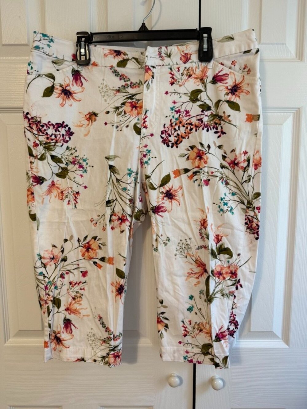 Floral St. John’s Bay Crop Pants